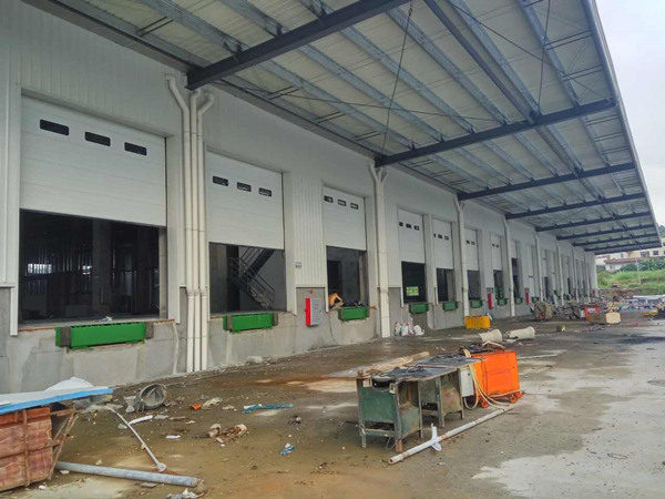 工業(yè)滑升門蘇州 工業(yè)滑升門蘇州